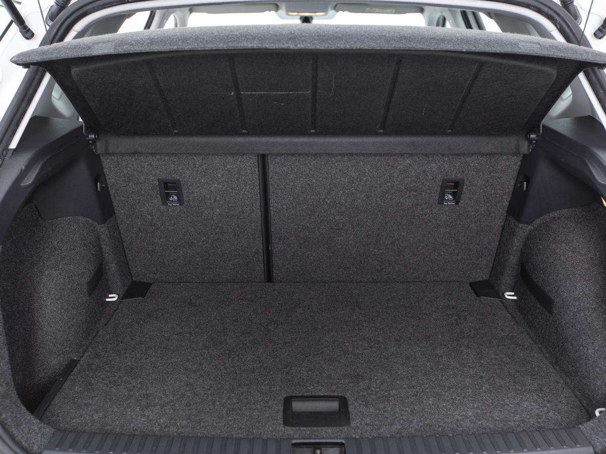 seat-arona-2019-diesel-1598cc
