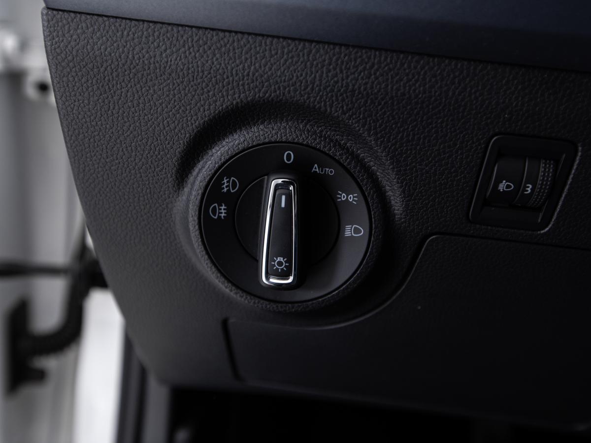 seat-arona-2019-diesel-1598cc