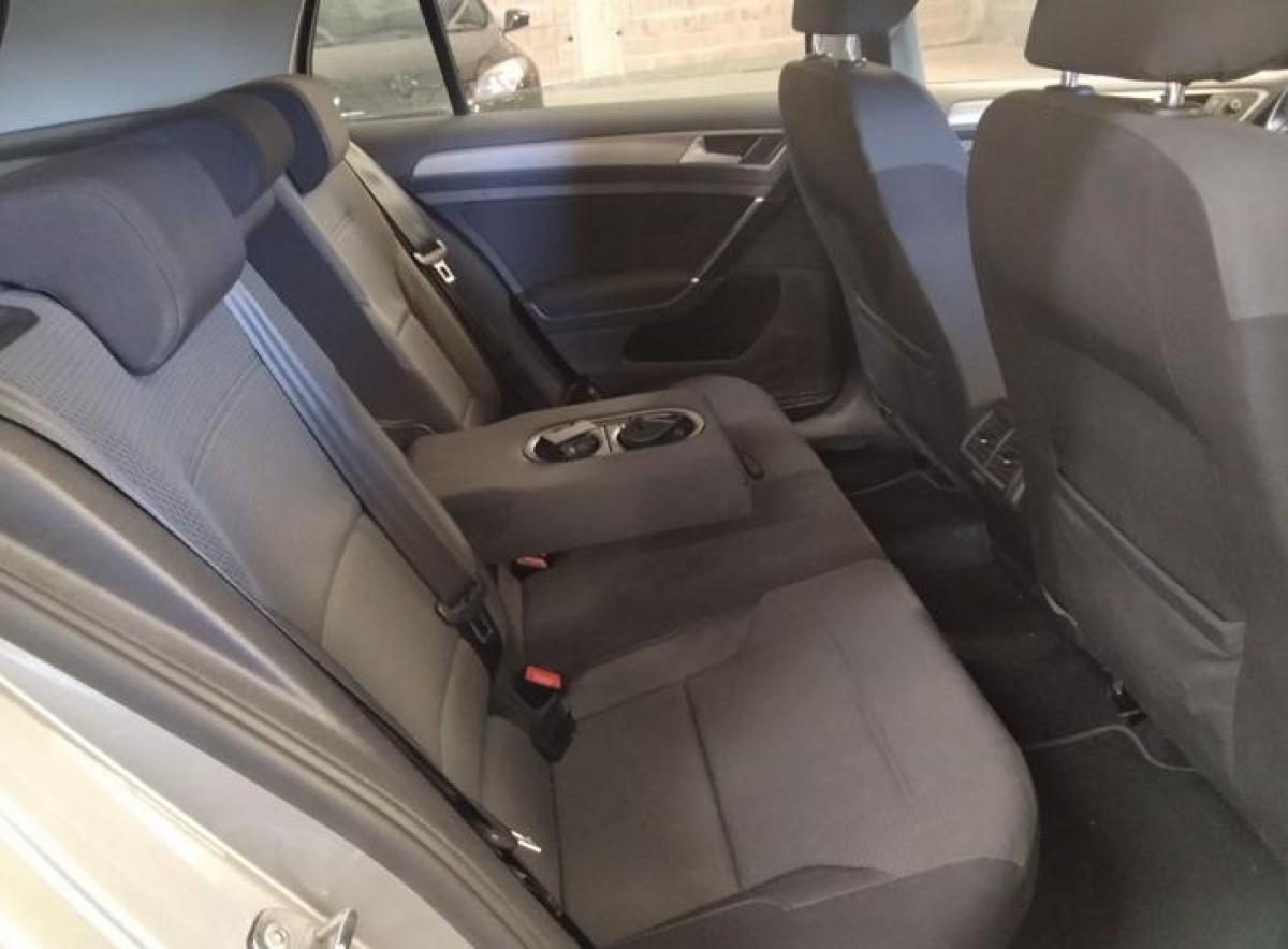 volkswagen-golf-2016-diesel-1598cc