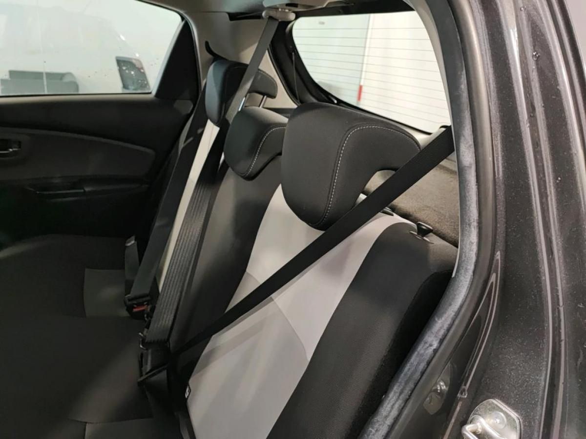 toyota-yaris-2020-gasolina-998cc