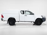 toyota-hilux-2018-diesel-2393cc