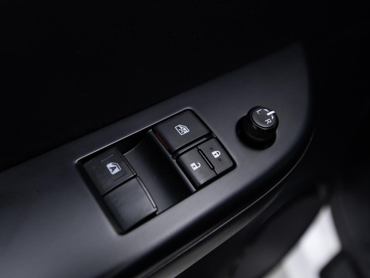 toyota-hilux-2018-diesel-2393cc