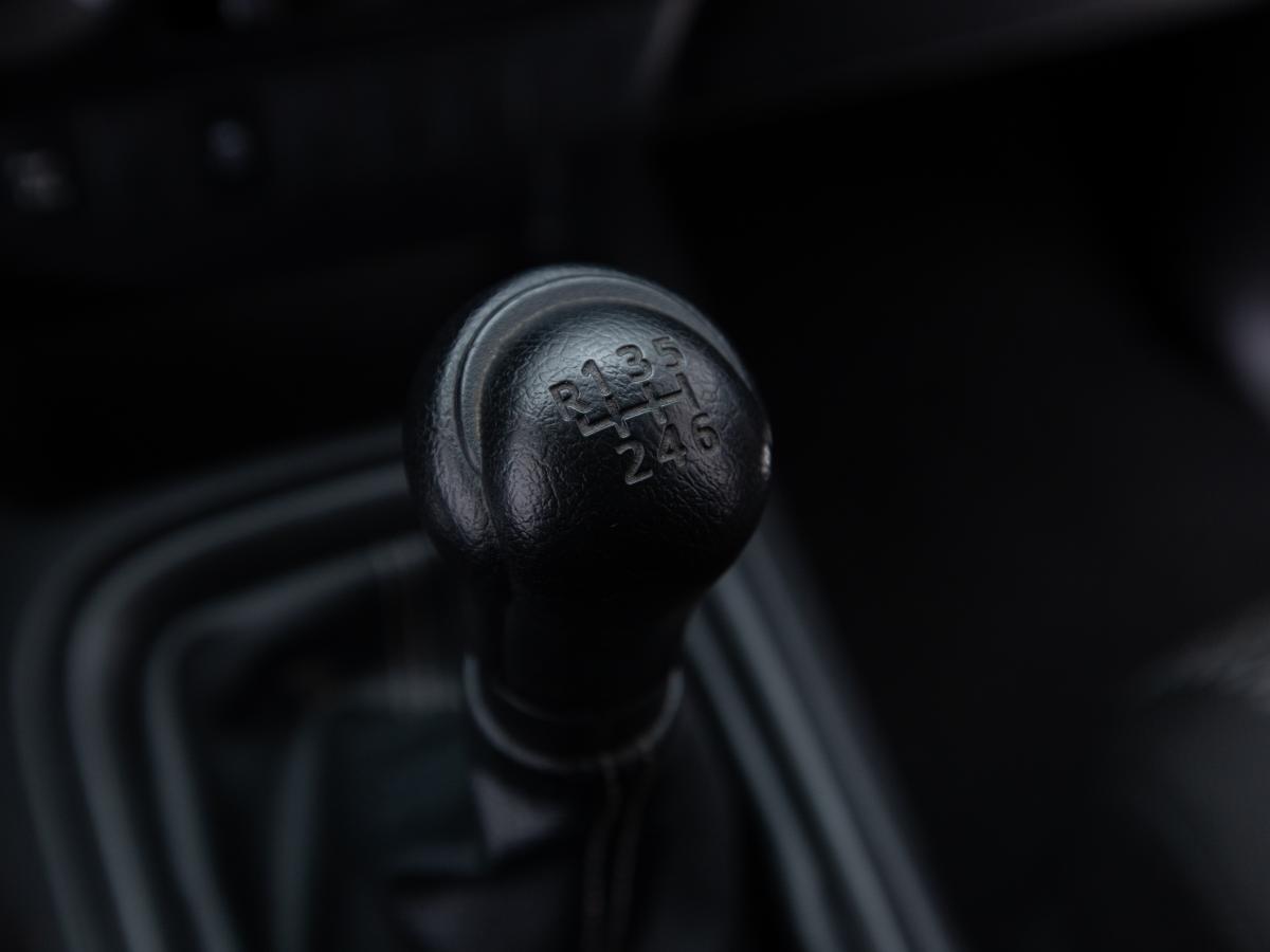 toyota-hilux-2018-diesel-2393cc