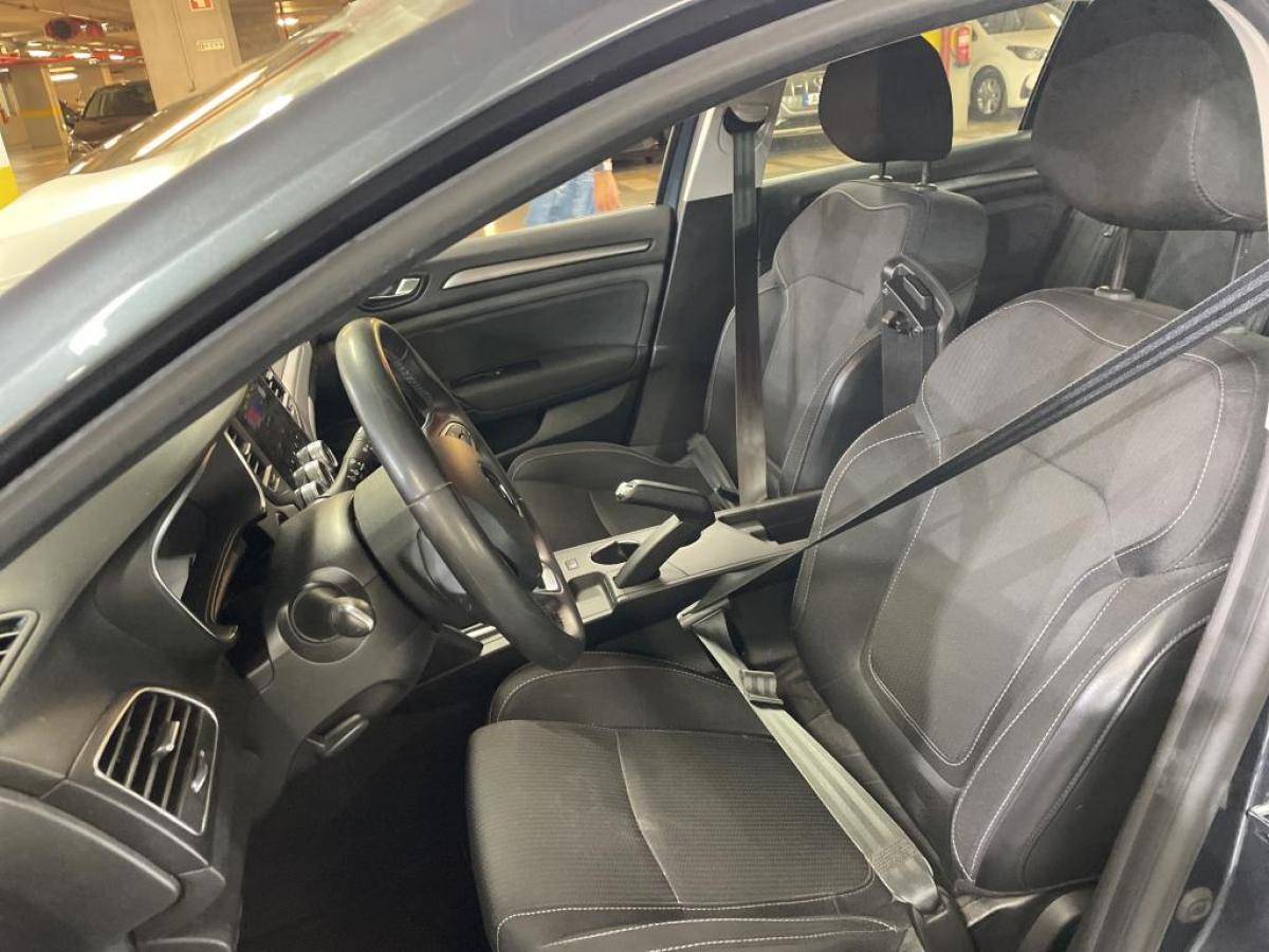 renault-megane-sport-tourer-2021-diesel-1461cc