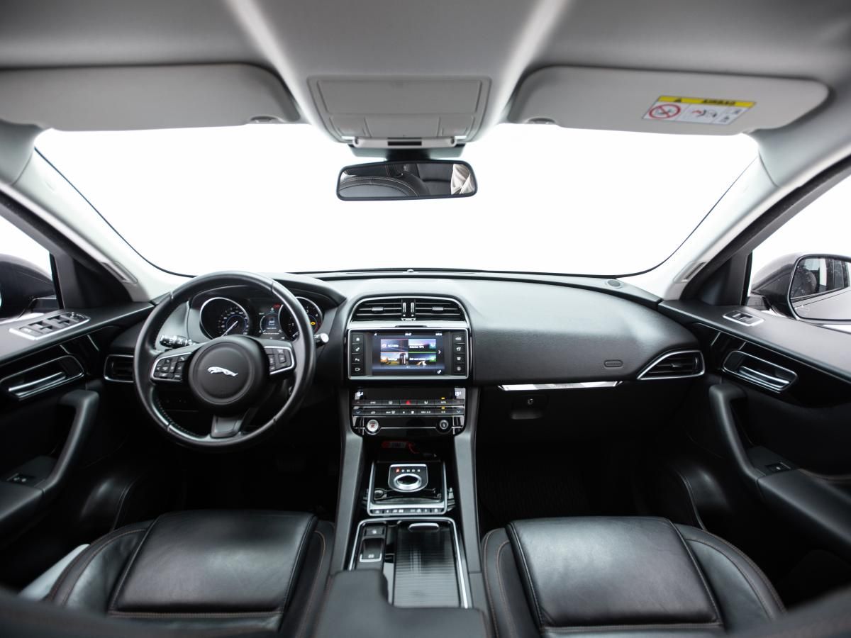 jaguar-f-pace-2017-diesel-1999cc