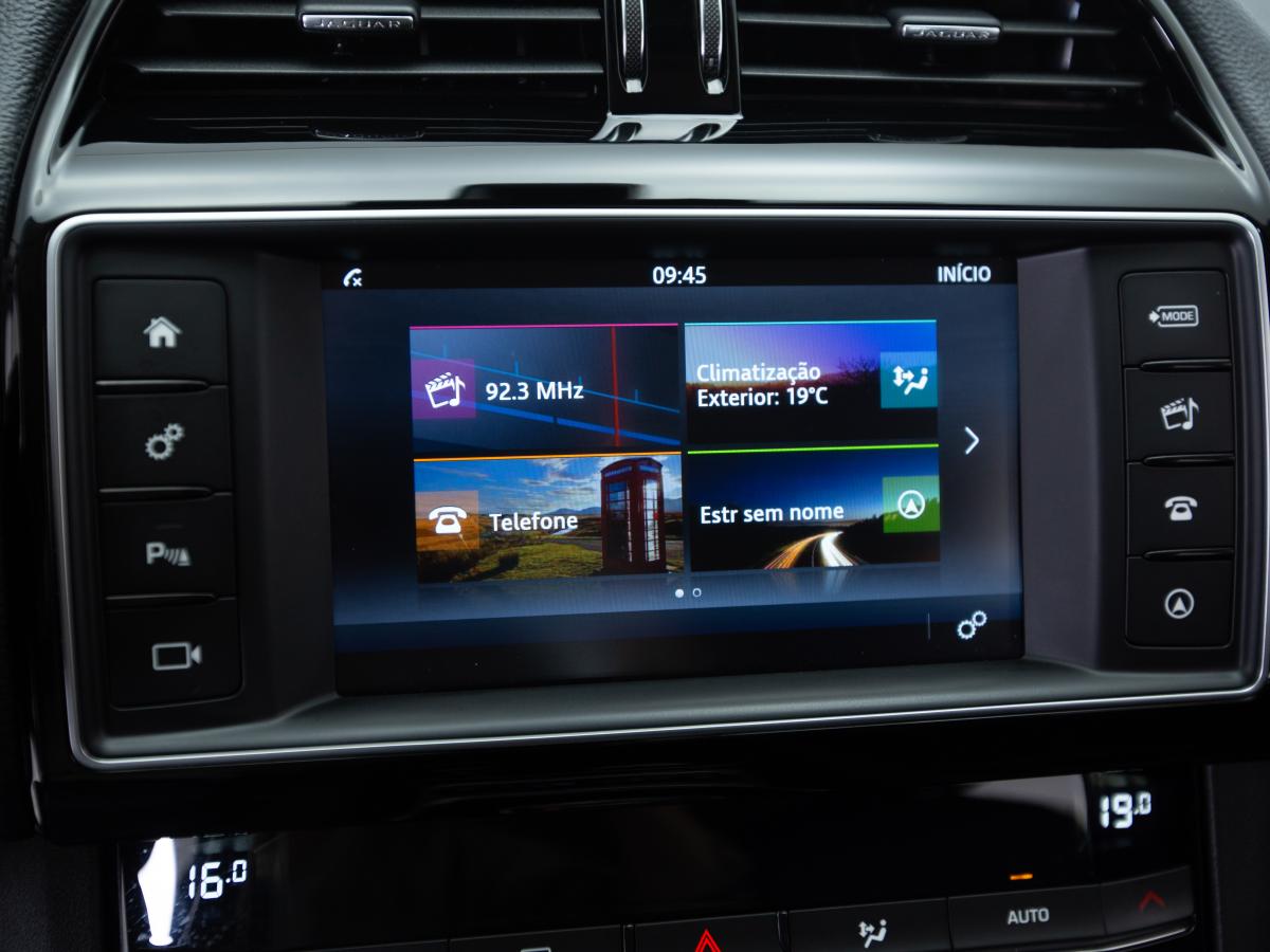 jaguar-f-pace-2017-diesel-1999cc