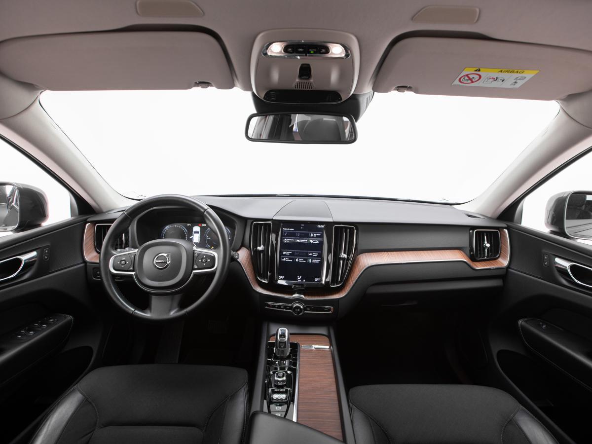 volvo-xc60-2018-hibrido-a-gasolina-1969cc