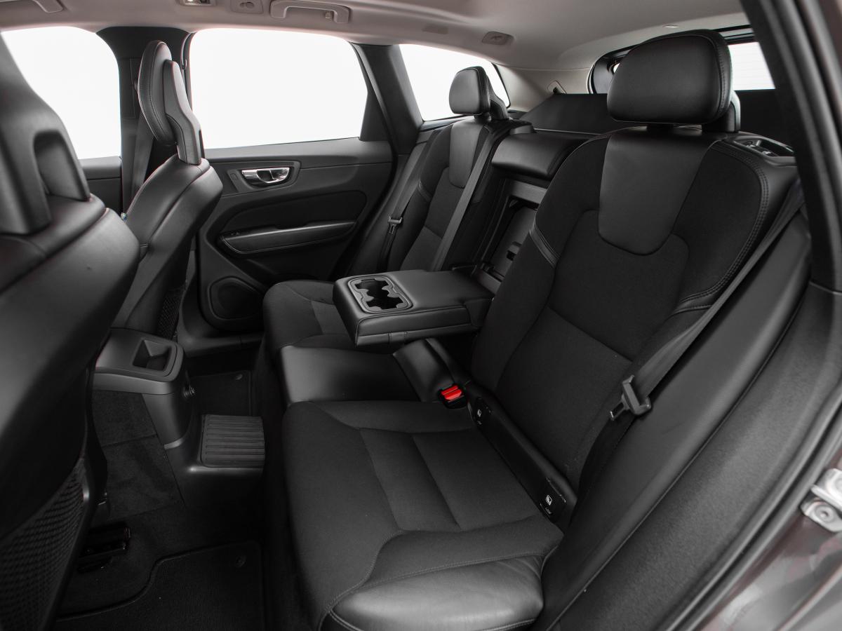volvo-xc60-2018-hibrido-a-gasolina-1969cc