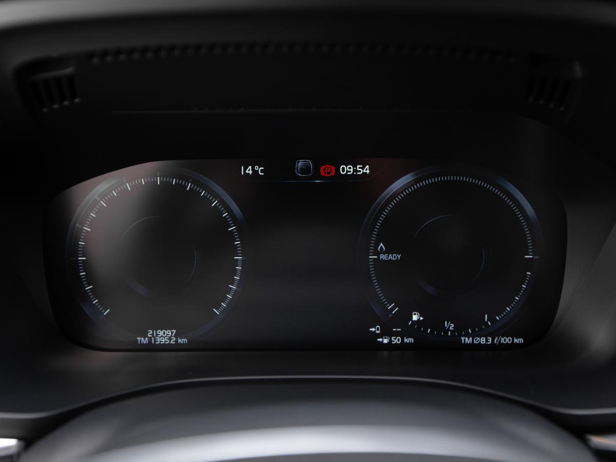volvo-xc60-2018-hibrido-a-gasolina-1969cc