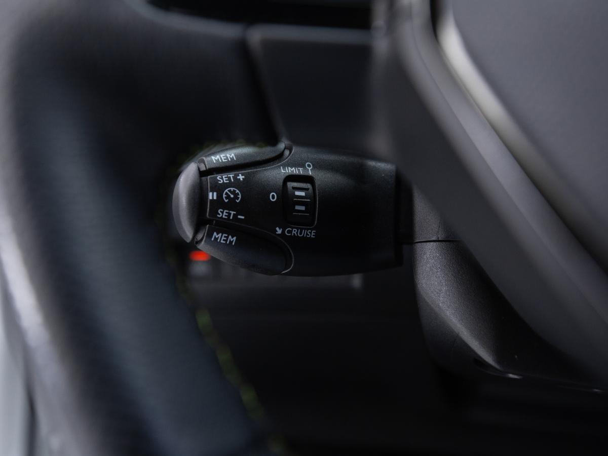 peugeot-2008-2021-diesel-1499cc