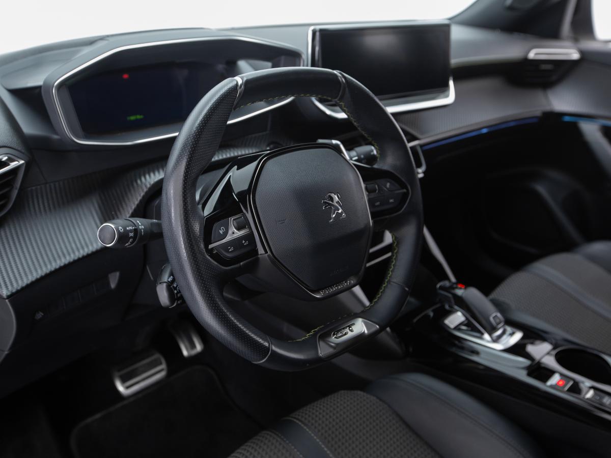 peugeot-2008-2021-diesel-1499cc