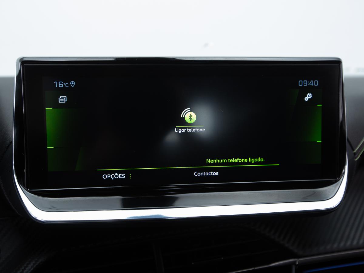peugeot-2008-2021-diesel-1499cc