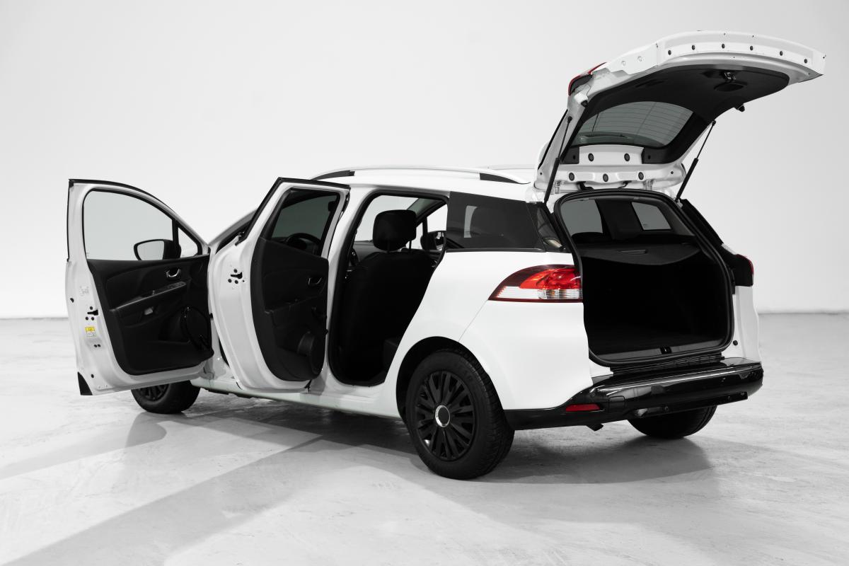 renault-clio-sport-tourer-2016-diesel-1461cc