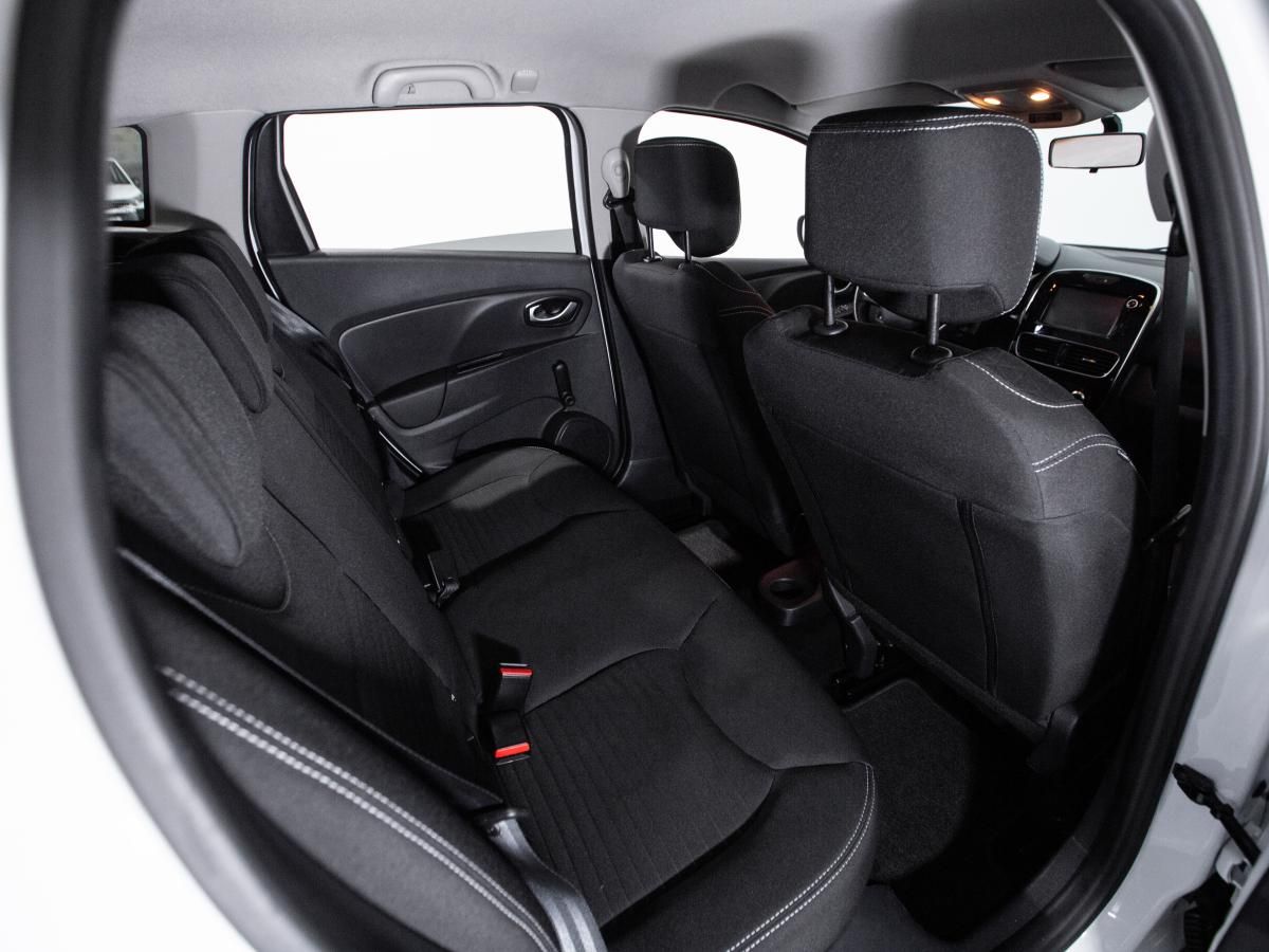 renault-clio-sport-tourer-2016-diesel-1461cc
