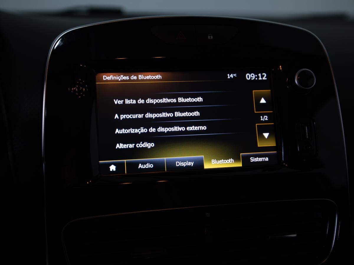 renault-clio-sport-tourer-2016-diesel-1461cc