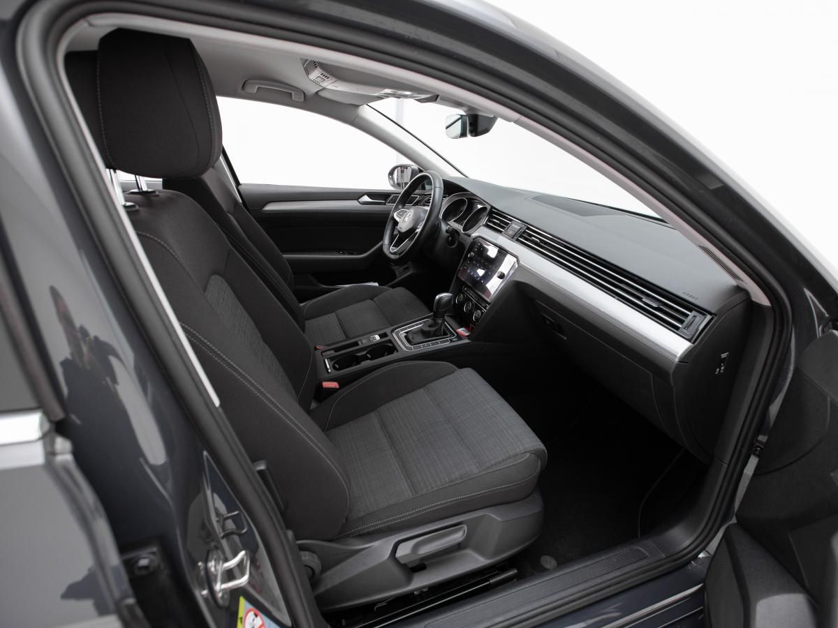 volkswagen-passat-variant-2020-gasolina-1498cc