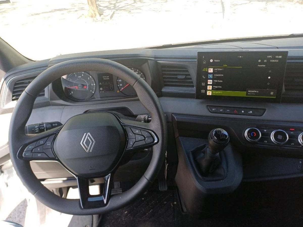 renault-master-2025-diesel-2299cc