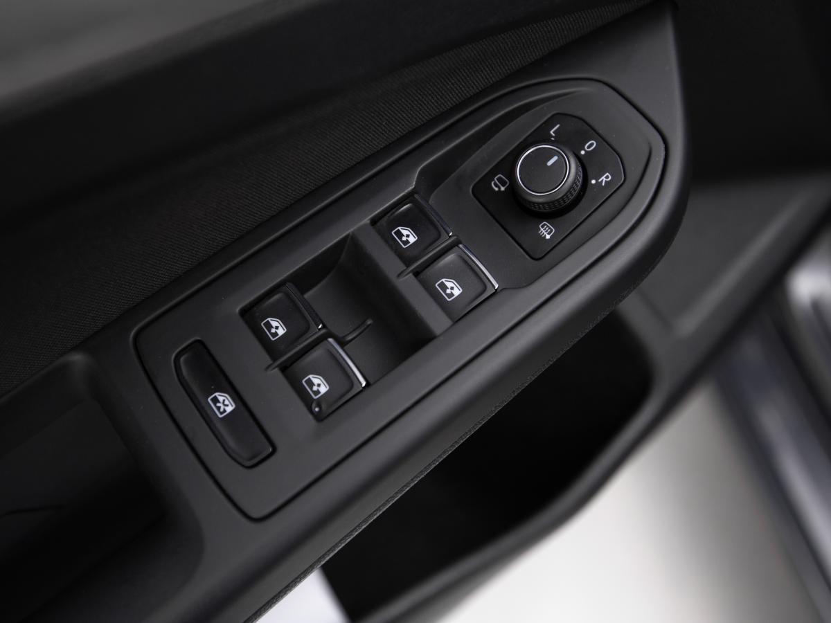 volkswagen-golf-2021-diesel-1968cc