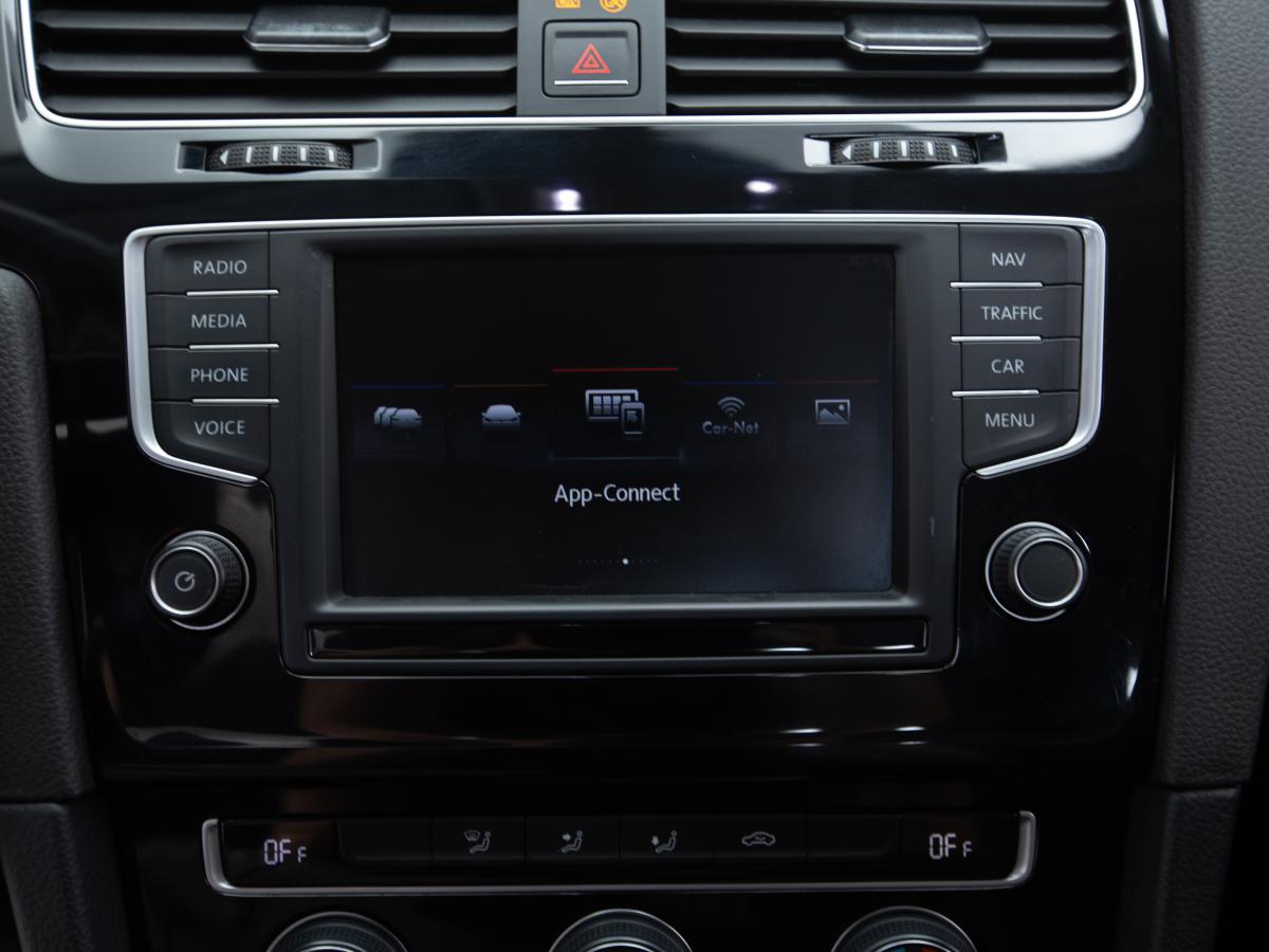 volkswagen-golf-2015-diesel-1968cc