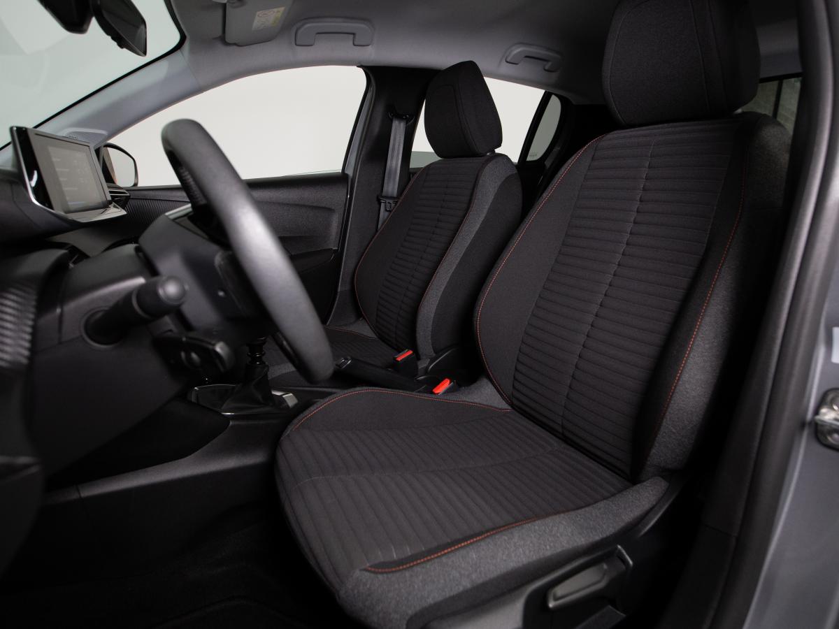 peugeot-208-2023-gasolina-1199cc