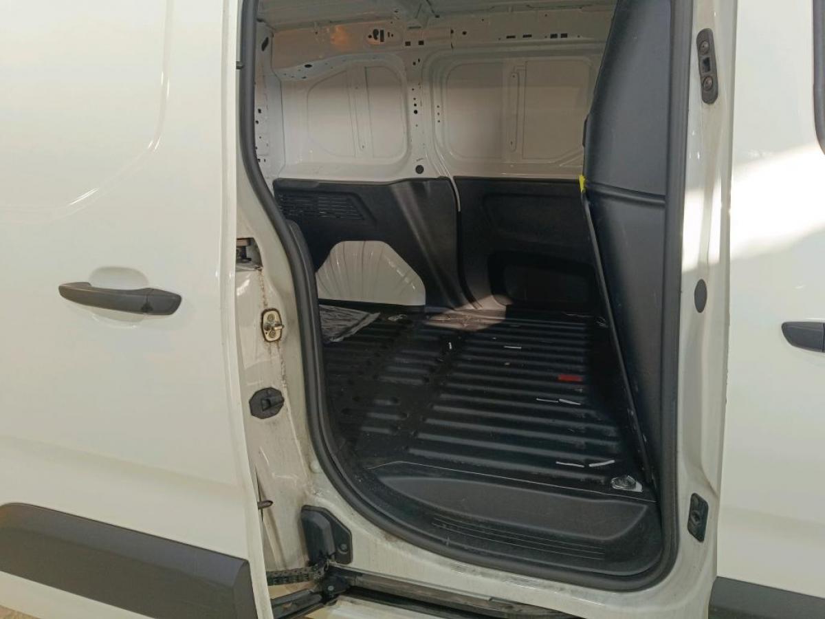 citroen-berlingo-2021-diesel-1499cc