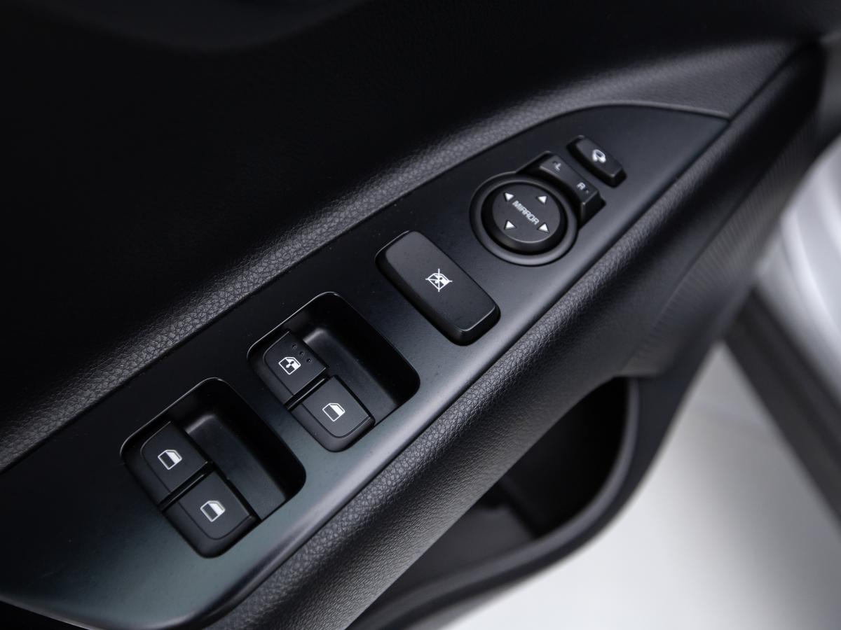 kia-stonic-2018-gasolina-998cc