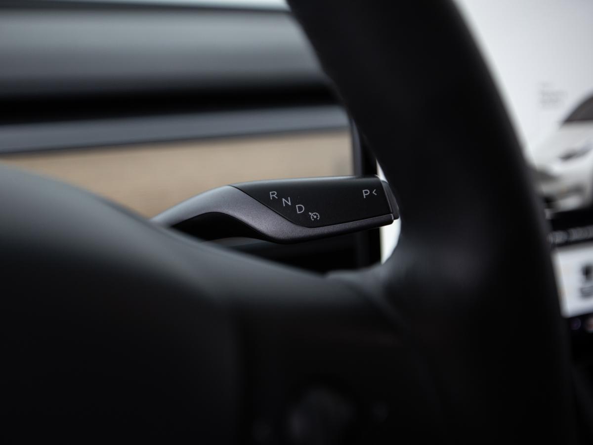 tesla-model-y-2023-eletrico-0cc