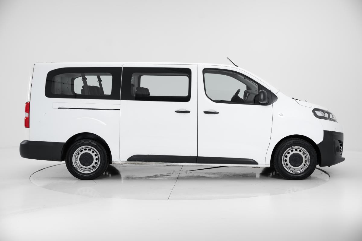 citroen-jumpy-2022-diesel-1499cc