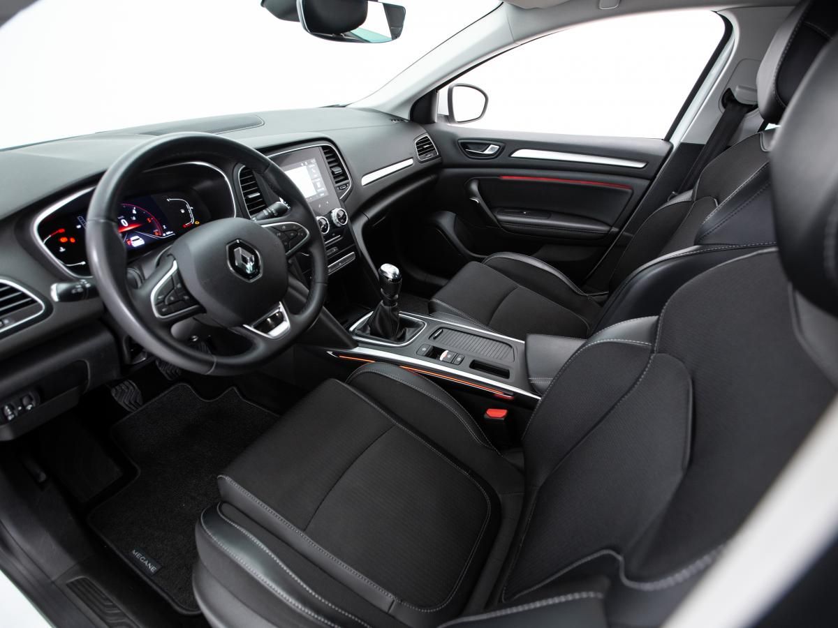 renault-megane-sport-tourer-2022-diesel-1461cc