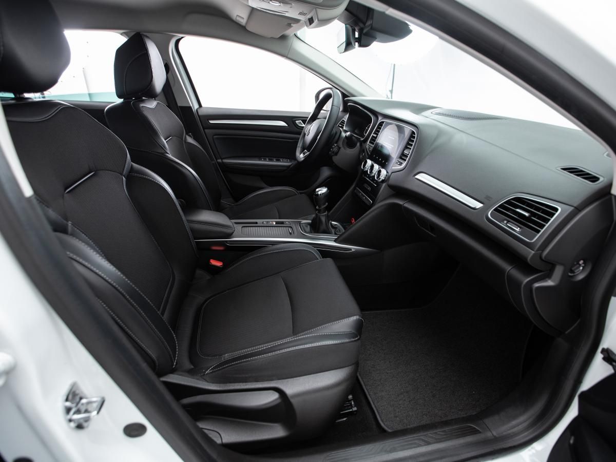 renault-megane-sport-tourer-2022-diesel-1461cc
