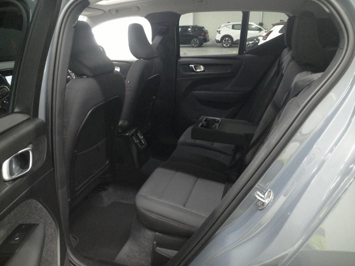 volvo-xc40-2022-hibrido-a-gasolina-1477cc
