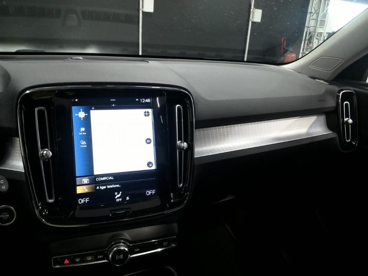 volvo-xc40-2022-hibrido-a-gasolina-1477cc