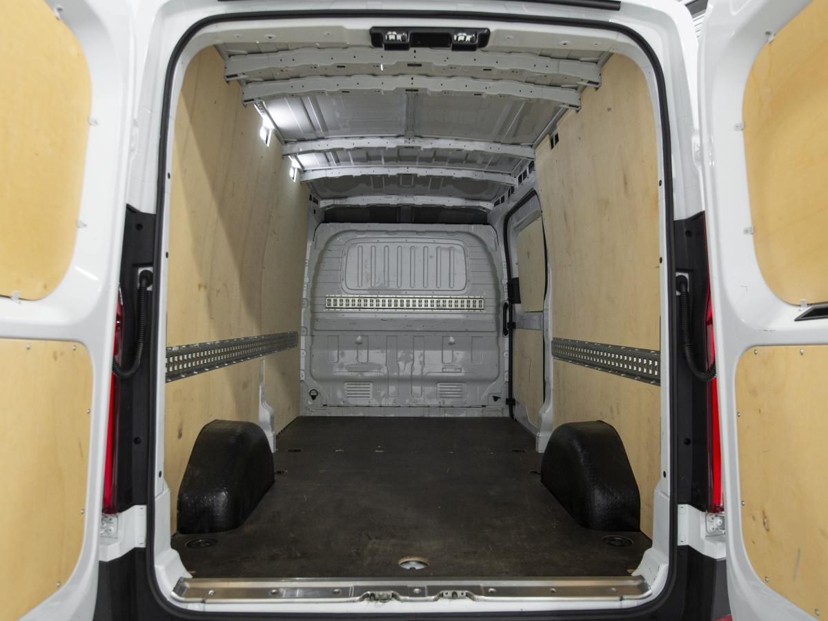 maxus-deliver-9-2024-diesel-1996cc