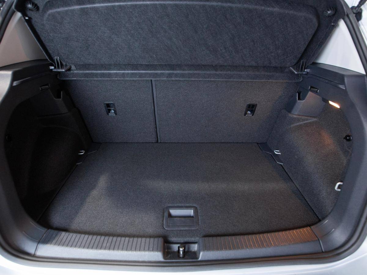 volkswagen-t-cross-2024-gasolina-999cc
