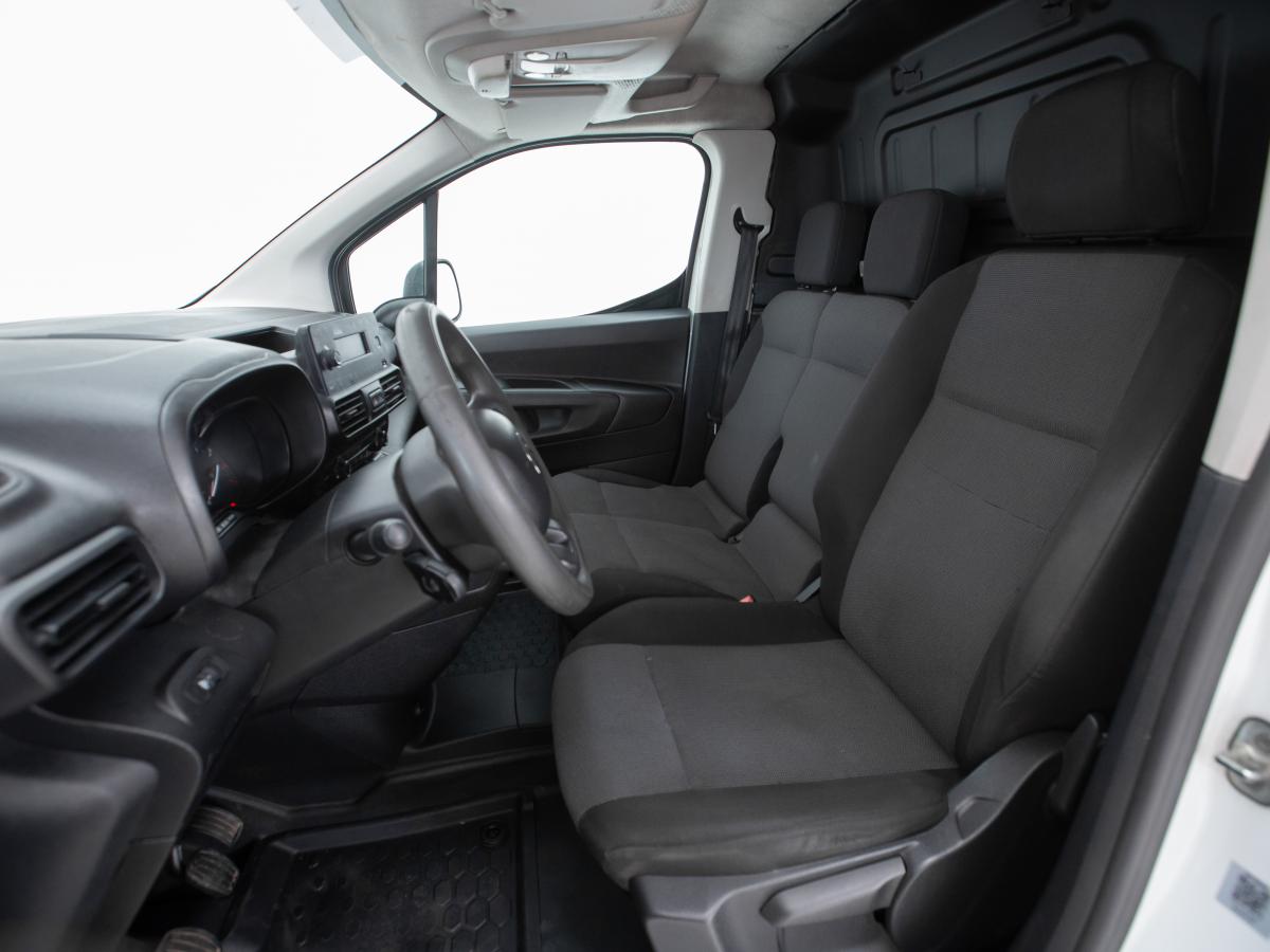 citroen-berlingo-2022-diesel-1499cc