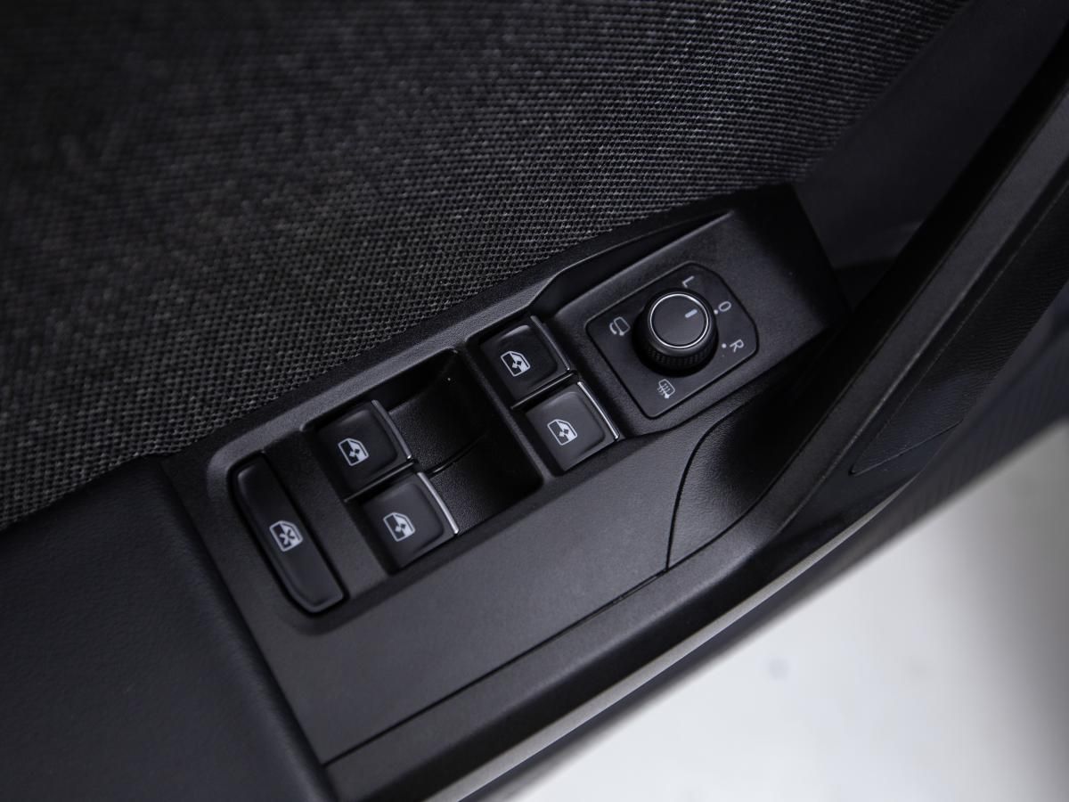 seat-leon-2021-hibrido-a-gasolina-1395cc