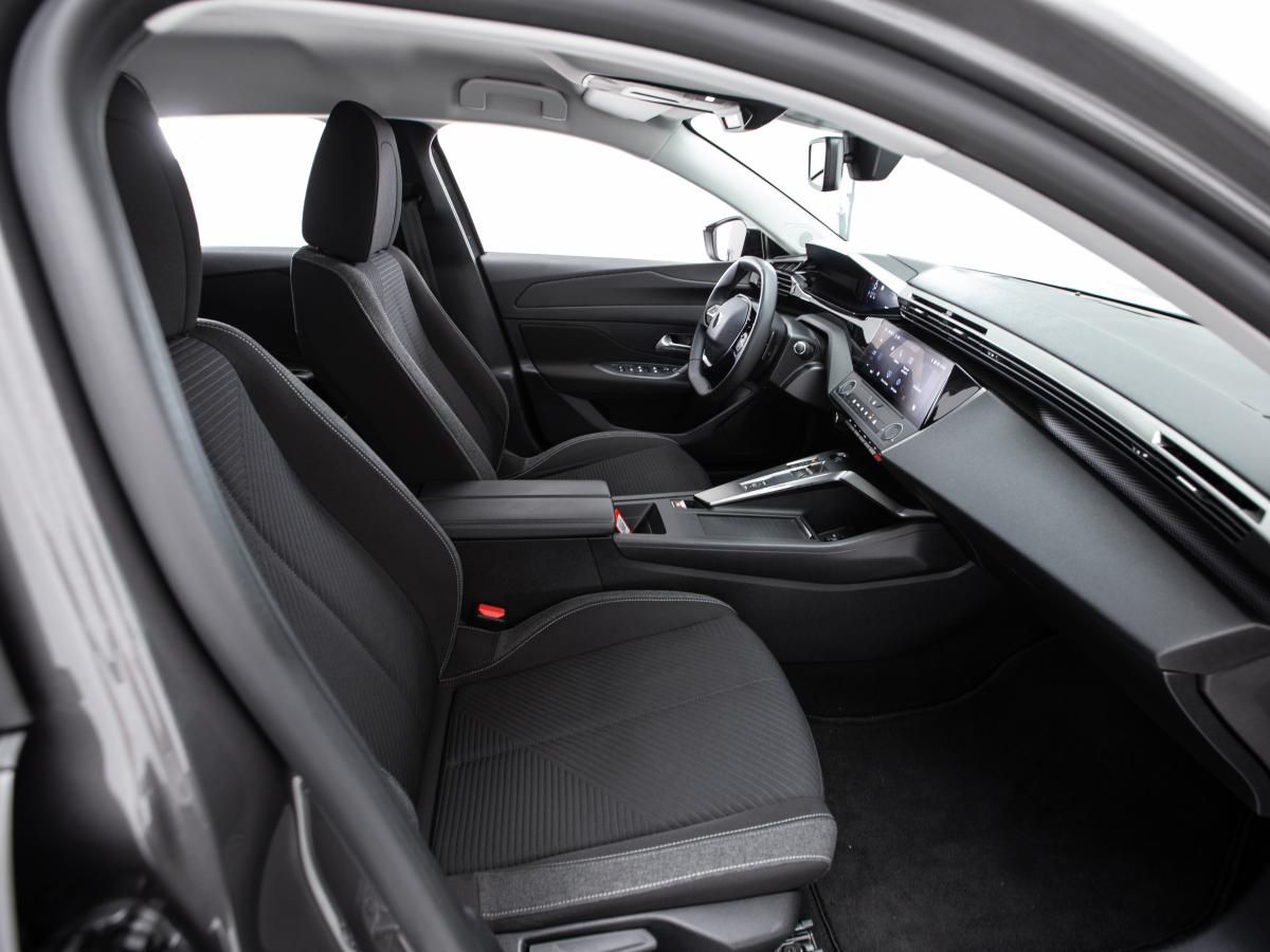 peugeot-308-2023-diesel-1499cc