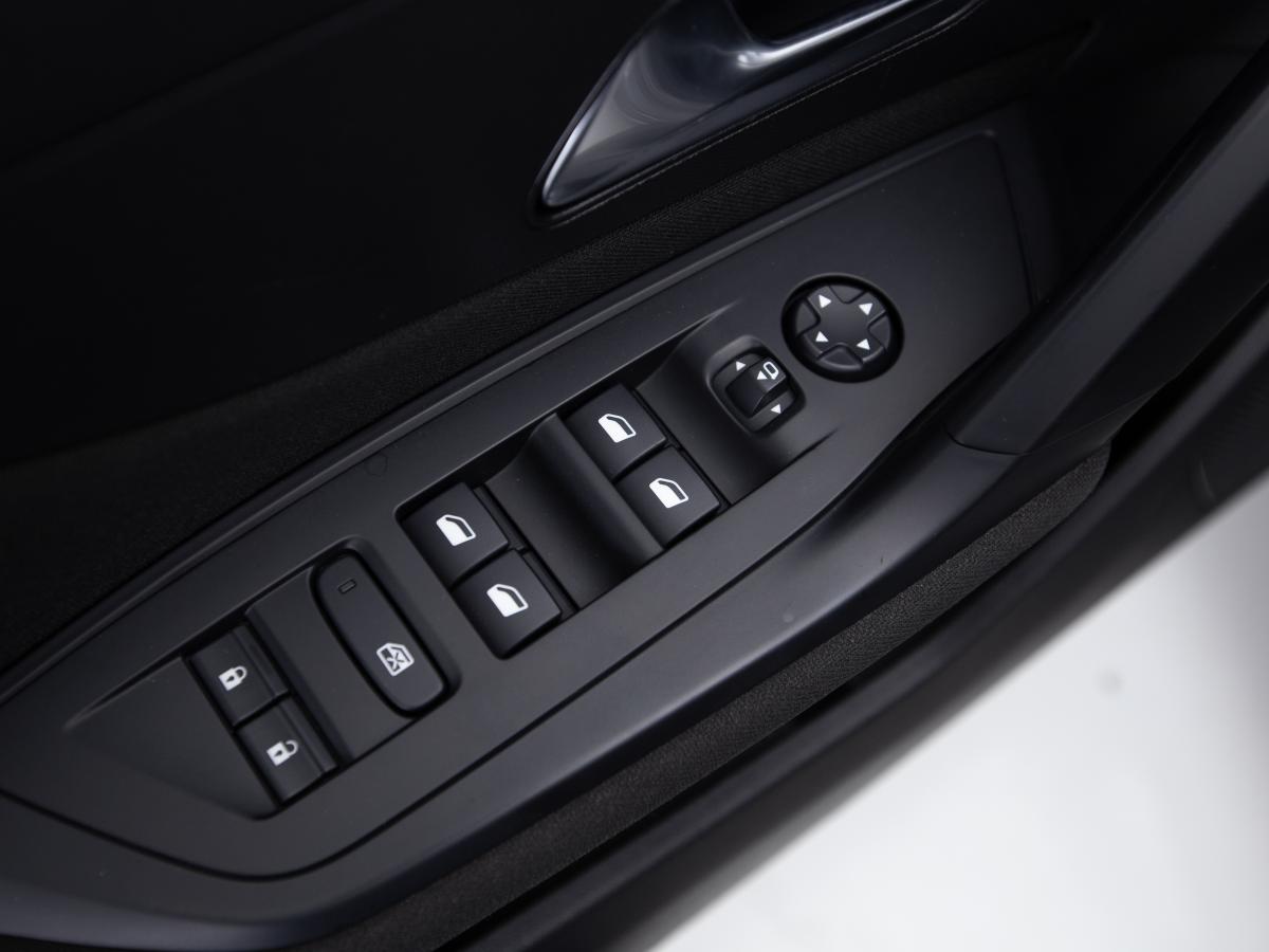 peugeot-308-2023-diesel-1499cc
