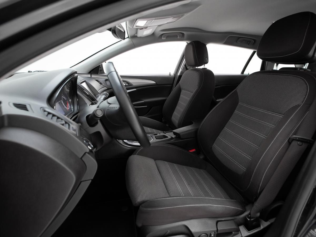 opel-insignia-sports-tourer-2014-diesel-1956cc