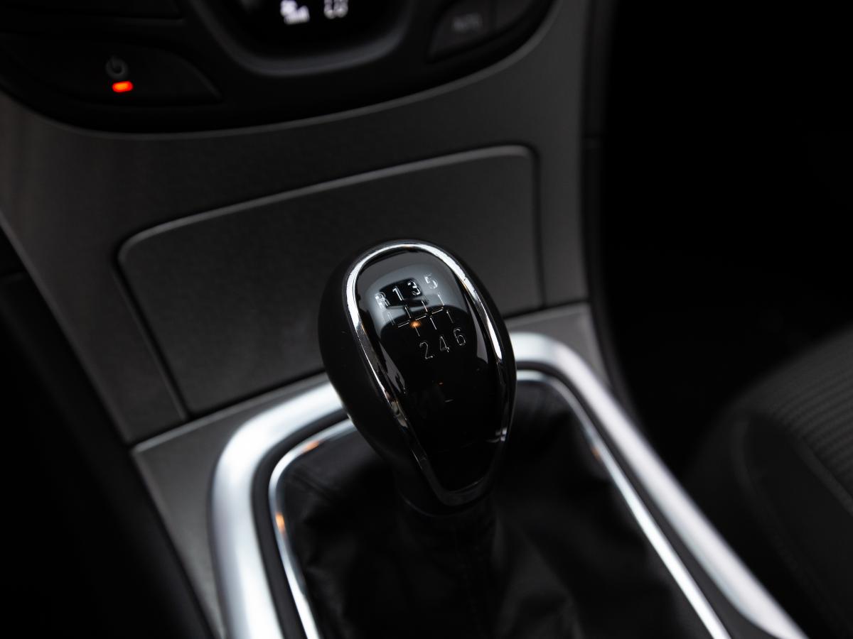 opel-insignia-sports-tourer-2014-diesel-1956cc