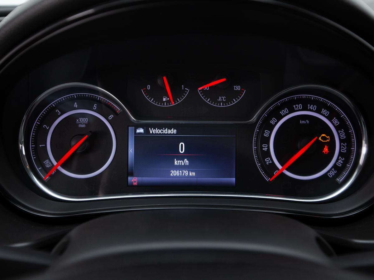 opel-insignia-sports-tourer-2014-diesel-1956cc