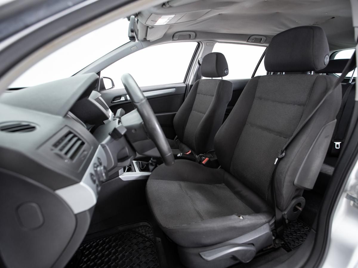 opel-astra-sport-tourer-2007-diesel-1686cc
