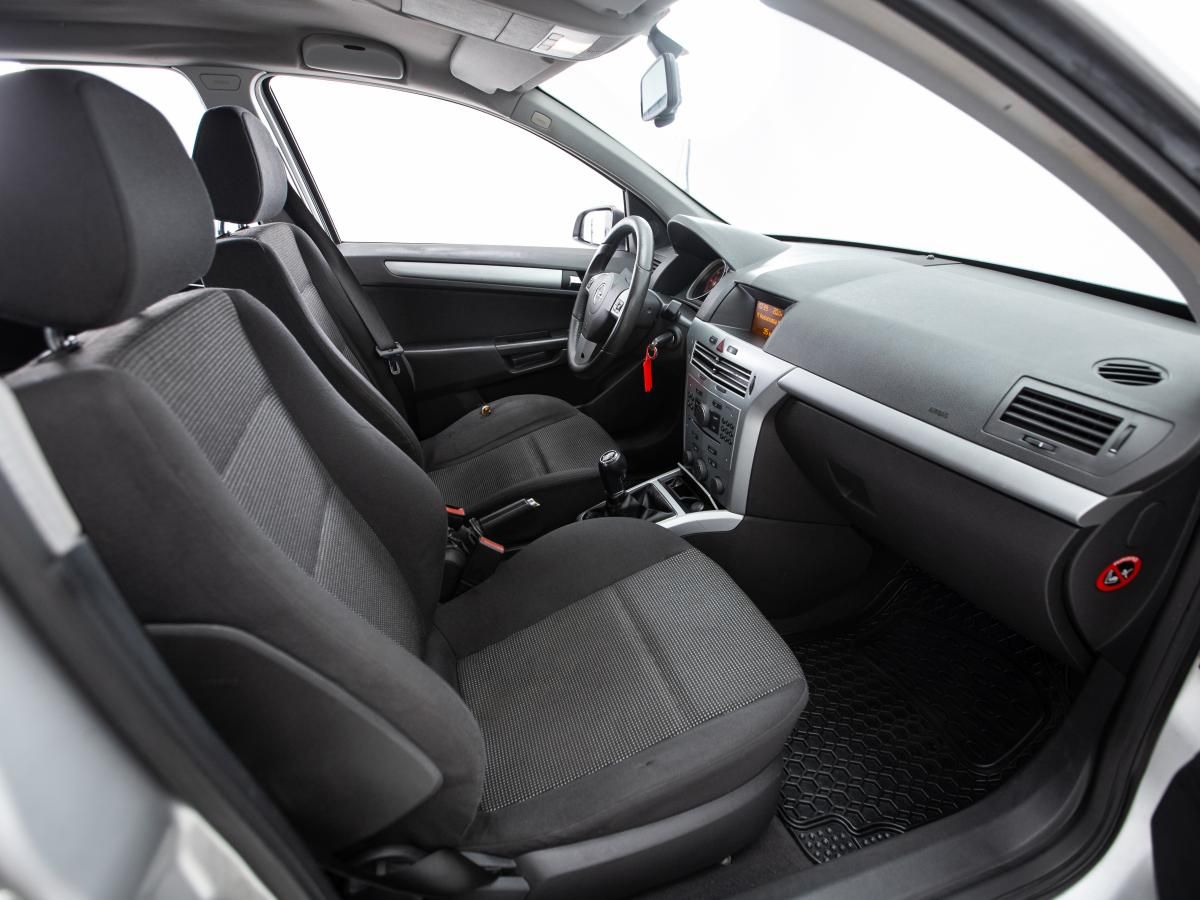 opel-astra-sport-tourer-2007-diesel-1686cc