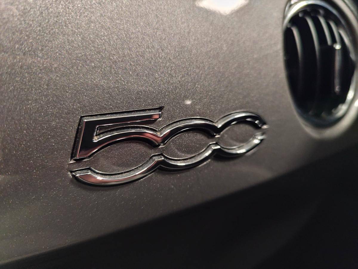 fiat-500-2023-hibrido-a-gasolina-999cc