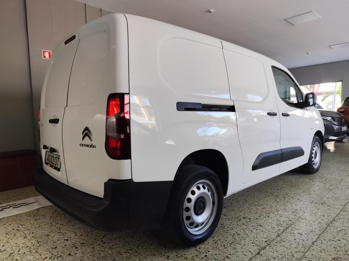 citroen-berlingo-2022-diesel-1499cc