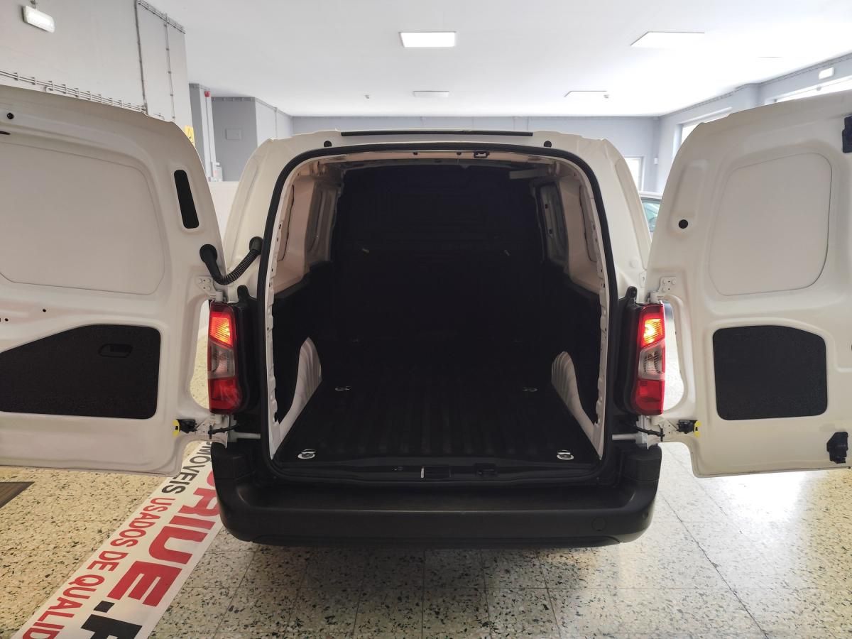citroen-berlingo-2022-diesel-1499cc