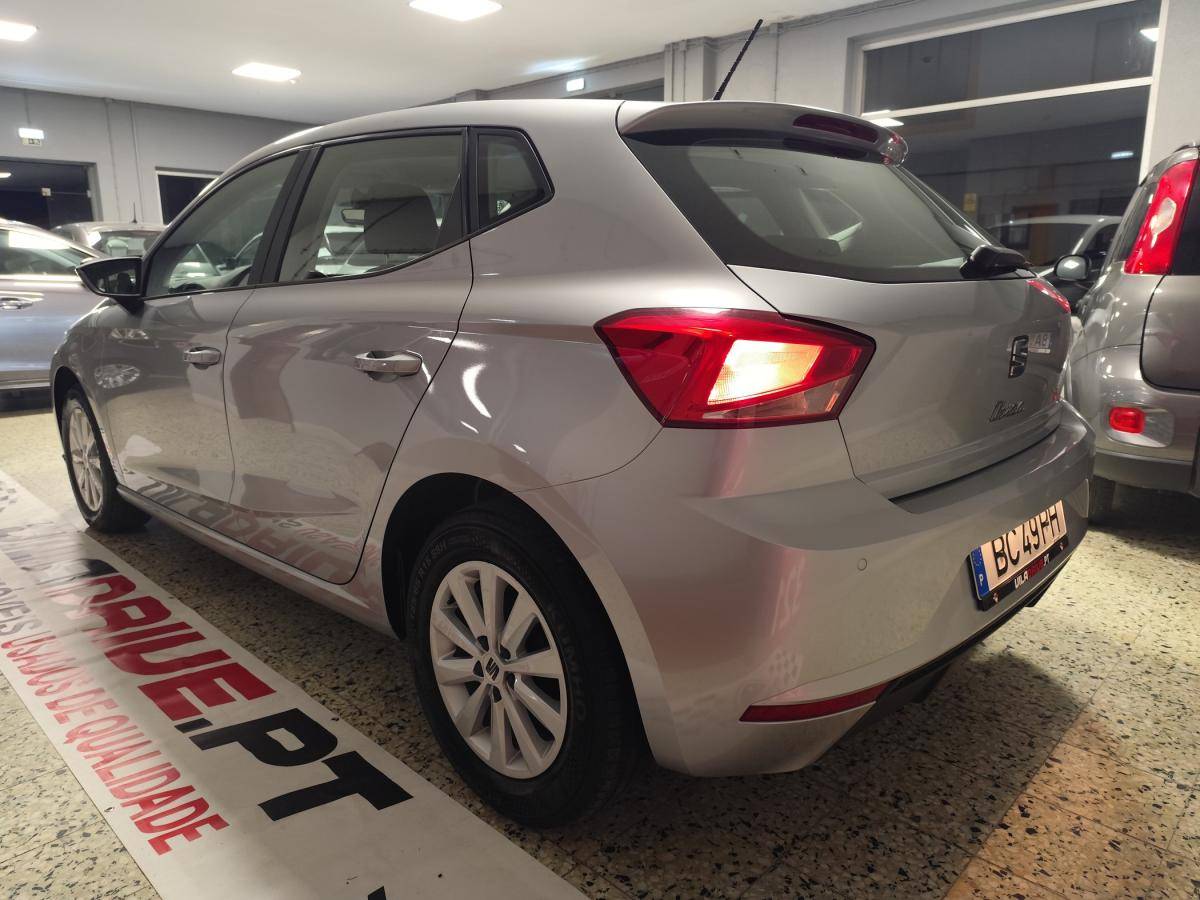 seat-ibiza-2023-gasolina-999cc