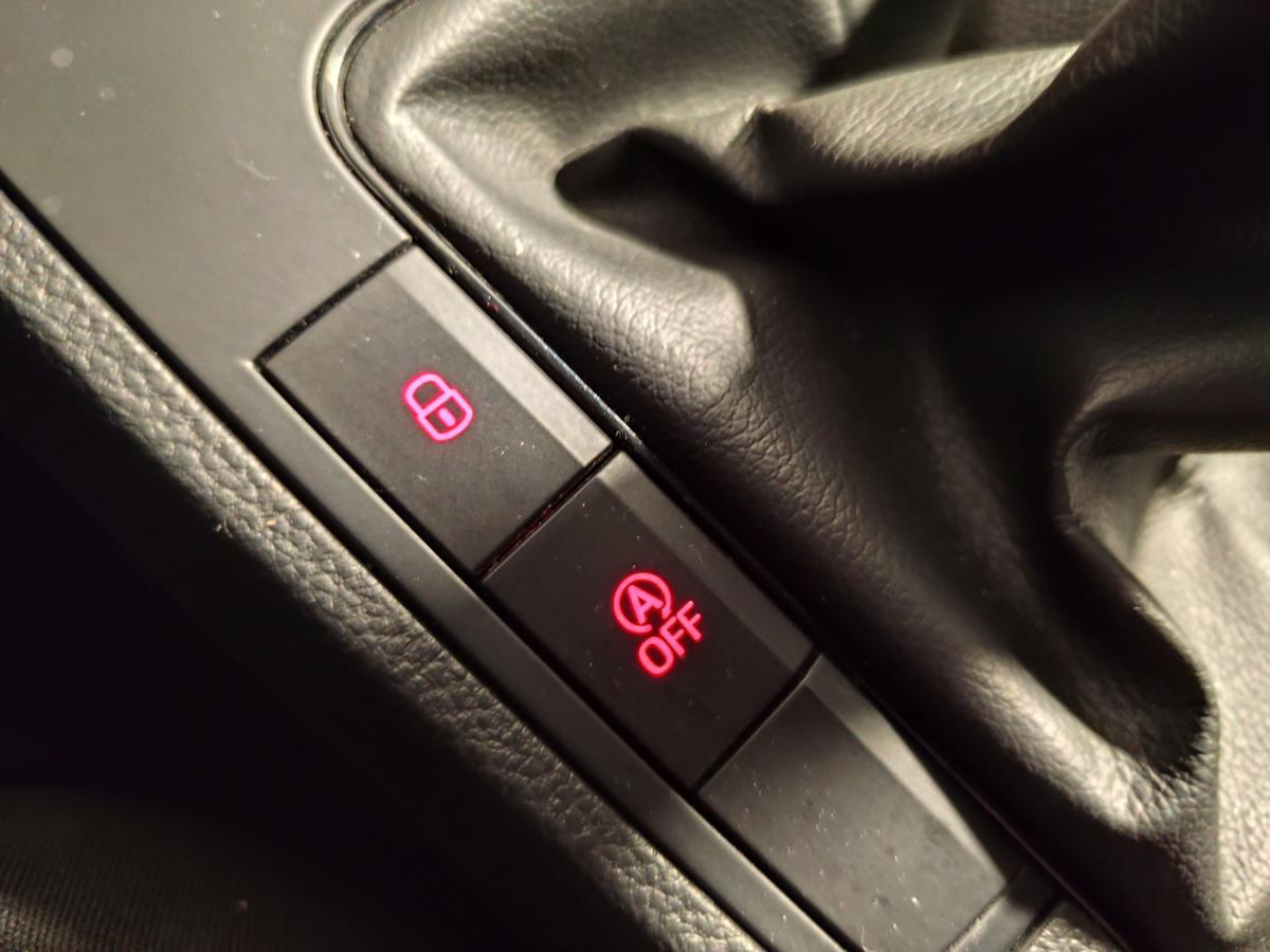 seat-ibiza-2023-gasolina-999cc