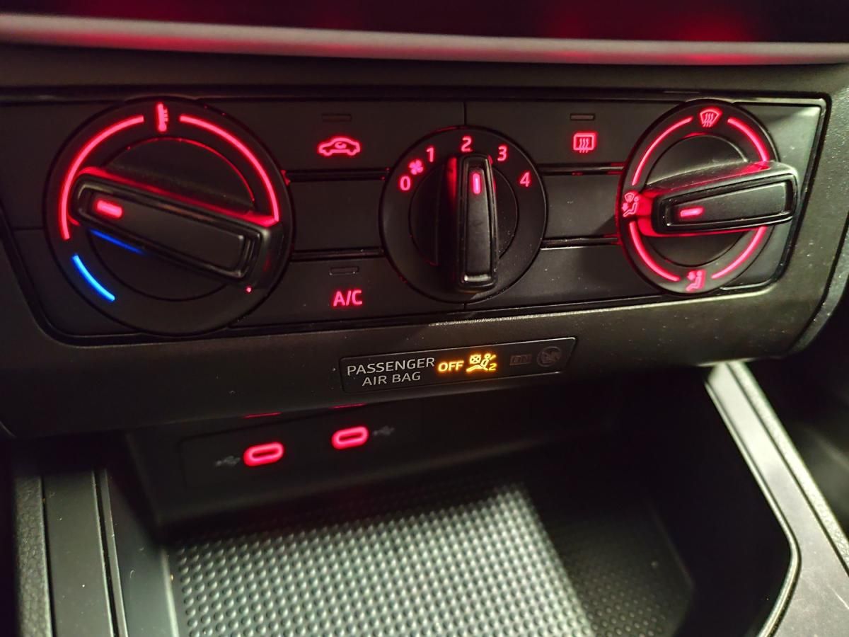 seat-ibiza-2023-gasolina-999cc