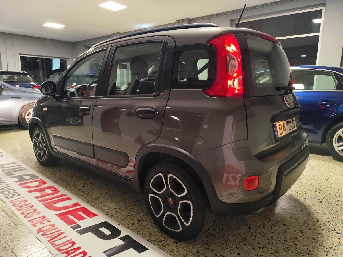 fiat-panda-2023-hibrido-a-gasolina-999cc